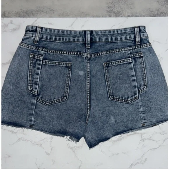 NWT SHEIN Slim Fit Denim Shorts W/ Frayed Hem & Slant Pockets - Picture 6 of 7